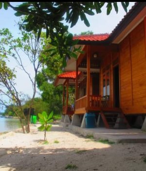 paket pulau tidung cottage-ayudiatravel.com (10)